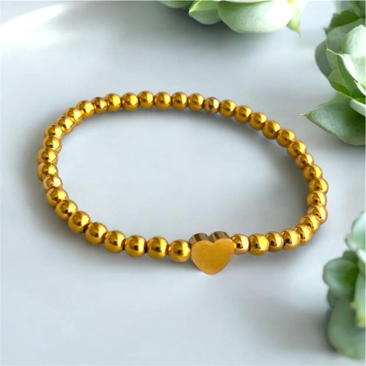 Gold heart beaded dainty bracelet